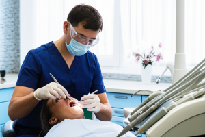 Q & M Dental Clinic (Bahau)